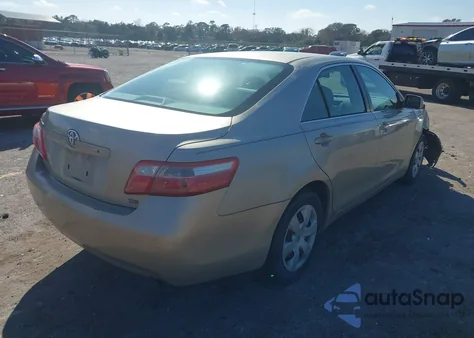 2007 Toyota Camry Ce z USA, uszkodzony, nr VIN 4T1BE46K47U182777